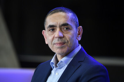 CEO BioNTech: Thế giới cần chuẩn bị tâm lý sống chung với COVID-19 trong 10 năm tới