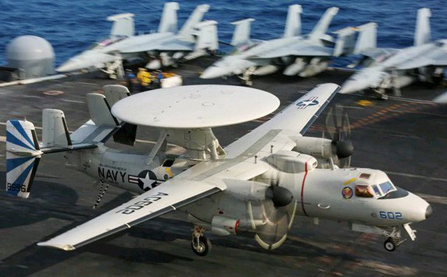 Mỹ: Máy bay hải quân gặp nạn, 1 thành viên phi hành đoàn tử vong