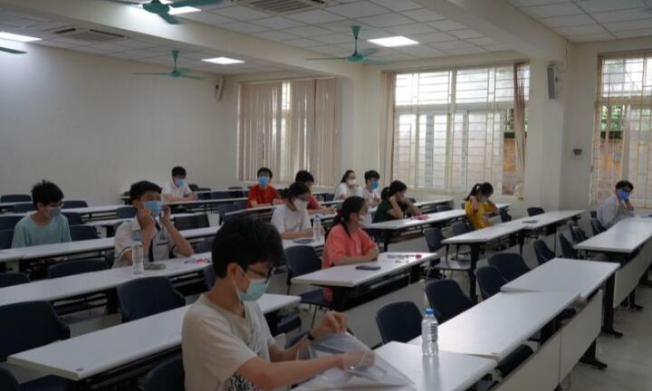 Gợi ý đáp án đề thi tham khảo tốt nghiệp THPT 2022 môn Toán