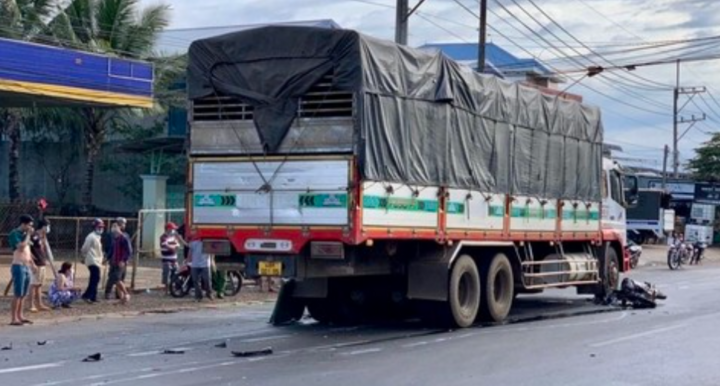 Tin tức tai nạn giao thông mới ngày 7/4/2022: Va chạm với ô tô tải, một người đi xe máy tử vong