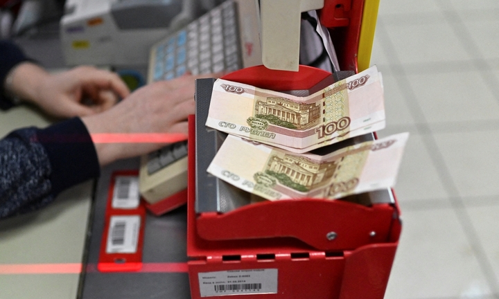 Moscow đáp trả EU cảnh báo Nga sắp vỡ nợ