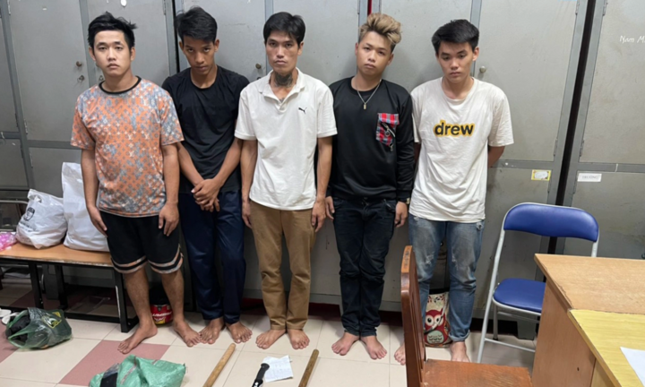 TP.HCM: Bắt nhóm nghi phạm chém 3 người nhập viện