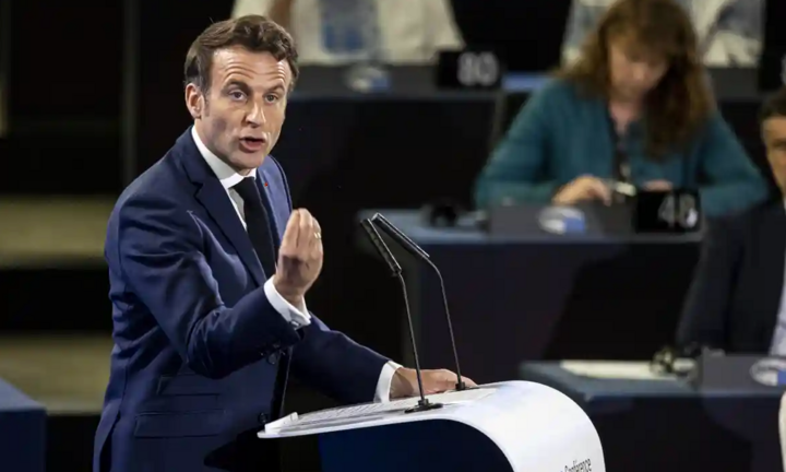 Tổng thống Macron cảnh báo Ukraine phải đợi hàng thập kỷ để vào EU, kêu gọi thành lập cộng đồng châu Âu mới 