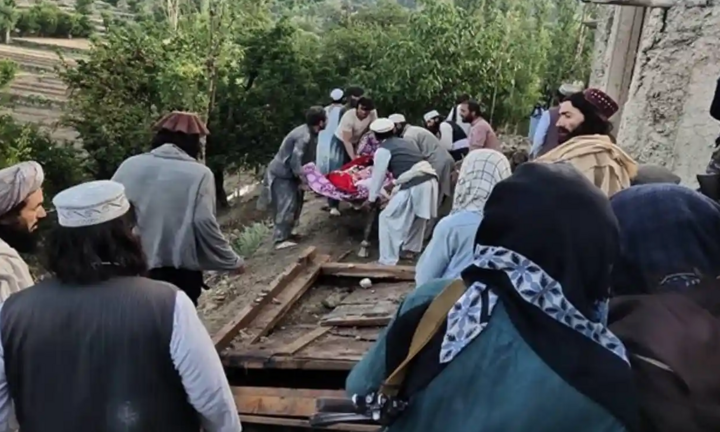 Afghanistan hứng chịu trận động đất mạnh, ít nhất 280 người thiệt mạng