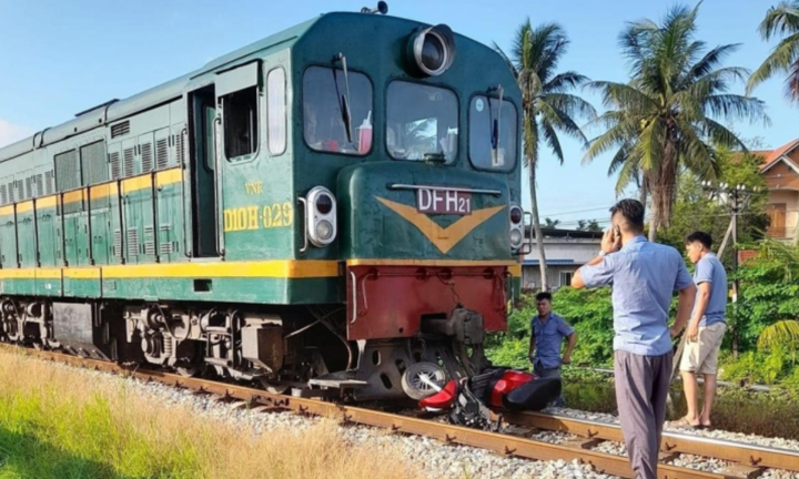 Tin tức tai nạn giao thông mới ngày 28/6: Hai vụ tai nạn đường sắt liên tiếp ở Hải Dương, 3 người thương vong