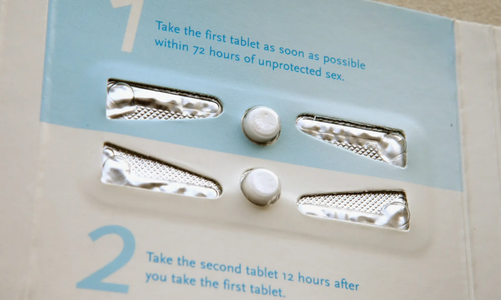 Vì sao phụ nữ Mỹ đổ xô tích trữ thuốc tránh thai?