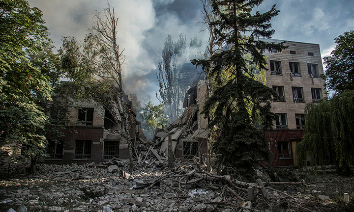 Tin tức Ukraine mới nhất ngày 30/6: Khoảng 15.000 người còn đang ở lại Lysychansk khi Nga tấn công