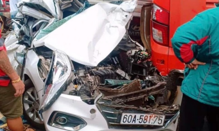 Tin tức tai nạn giao thông mới ngày 2/7: Tai nạn liên hoàn giữa 5 xe ô tô, 4 người bị thương