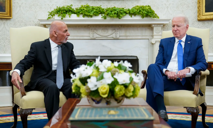 Cựu tổng thống Afghanistan lên tiếng giải thích lý do rời bỏ đất nước khi Taliban tiến vào Kabul