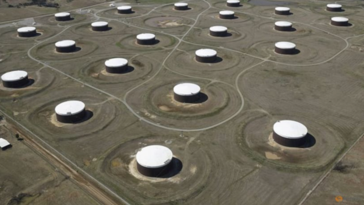 Saudi Arabia cảnh báo OPEC có thể cắt giảm sản lượng, giá dầu có xu hướng tăng