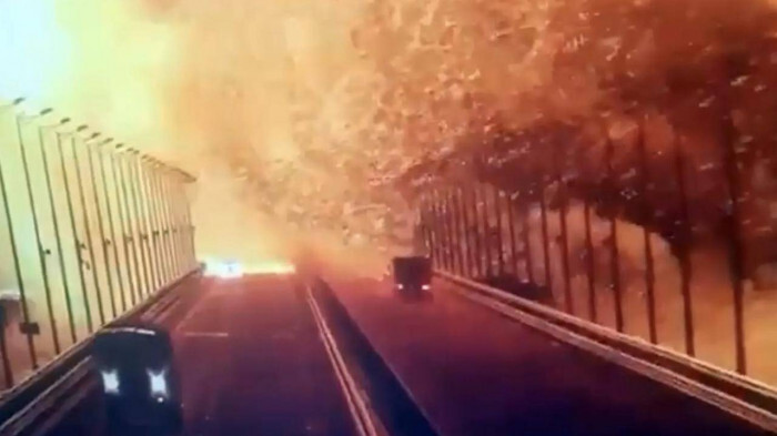 Vụ nổ cầu Crimea: Nga kiểm tra thiệt hại, cảnh báo