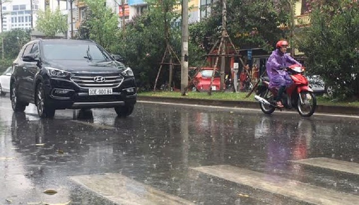 Tin tức dự báo thời tiết hôm nay 25/10: Hà Nội ngày có mưa rào và dông