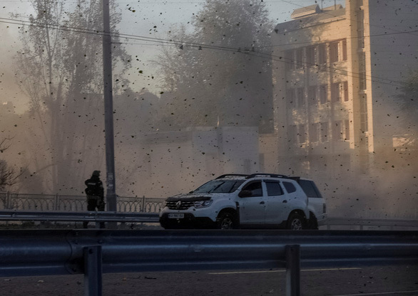 Tin tức Ukraine mới nhất ngày 1/11: Nga 'phóng hơn 50 tên lửa hành trình' vào Ukraine