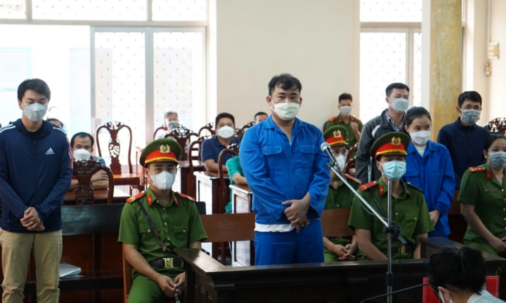 Đối tượng buôn bán phụ tùng, dầu nhớt giả lãnh án 8 năm tù