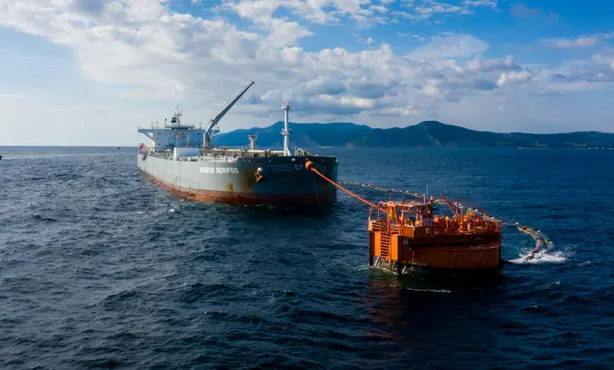 Doanh thu dầu Nga giảm trong tháng 11 bất chấp sự gia tăng sản lượng