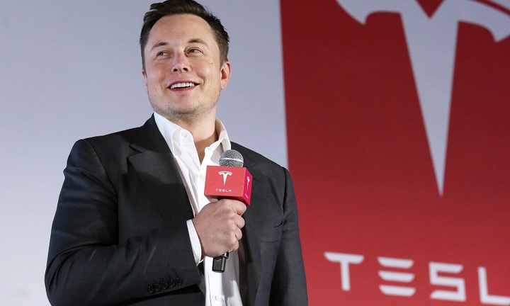 Elon Musk khảo sát ý kiến về việc từ chức CEO Twitter