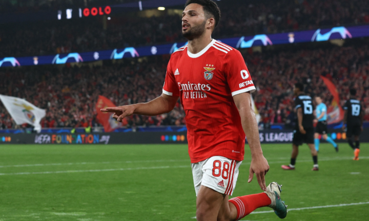 MU đàm phán mua lại tiền đạo Goncalo Ramos