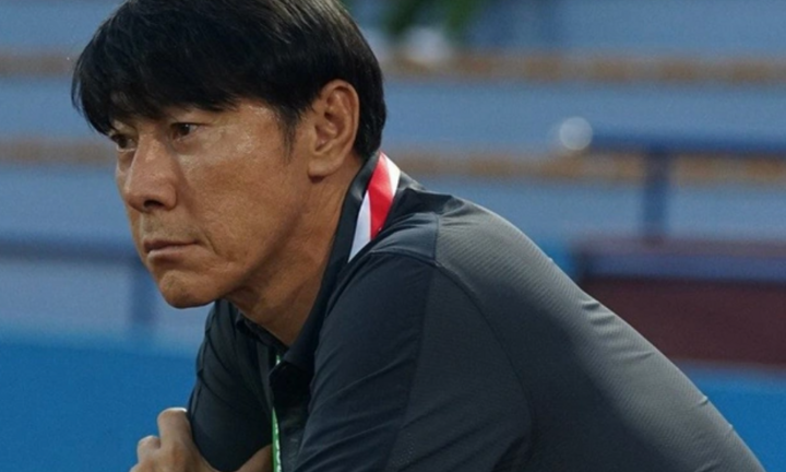 HLV Shin Tae-yong lên tiếng sau khi FIFA tước quyền đăng cai U20 World Cup 2023 của Indonesia