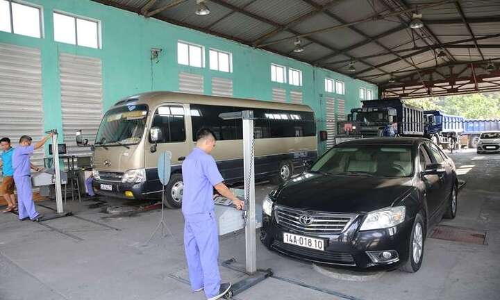 Kiến nghị cho phép xe ô tô biển trắng được giãn chu kỳ kiểm định
