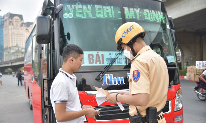 Tổng kiểm soát xe ô tô kinh doanh vận tải toàn quốc từ 1/8
