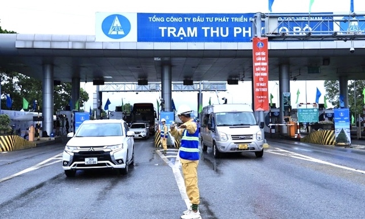 VEC đề nghị ngừng giảm phí dịch vụ đường cao tốc với 2 loại xe