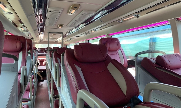 Bộ GTVT đề xuất không cải tạo lắp đặt giường nằm loại 2 tầng lên xe chở người