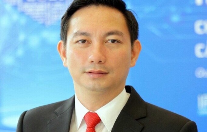Bí thư huyện ủy Cô Tô Lê Hùng Sơn 