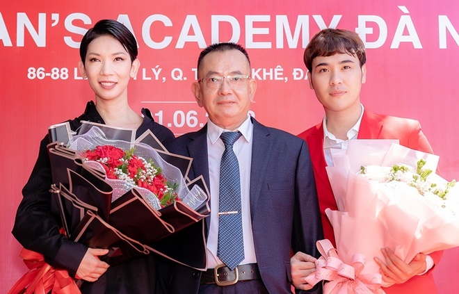 Xuân Lan mở chi nhánh đào tạo người mẫu tại Đà Nẵng