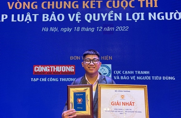 Tinh thần vượt khó của nam sinh dân tộc Tày