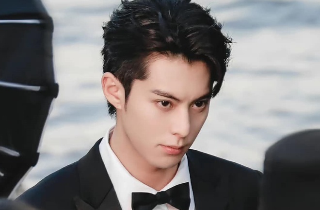 Top 5 nghệ sĩ được truyền thông Cbiz yêu mến nhất 2022: Vương Hạc Đệ, Triệu Lệ Dĩnh góp mặt