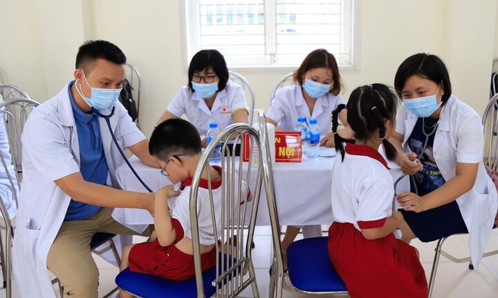 Triển khai mục tiêu thu hút 100% học sinh, sinh viên tham gia Bảo hiểm y tế