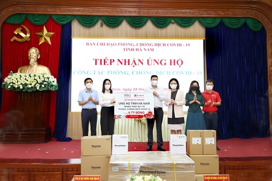 Tập đoàn BRG và Ngân hàng SeABank ủng hộ trang thiết bị y tế phòng chống dịch Covid-19 trị giá 6 tỷ đồng cho tỉnh Hà Nam