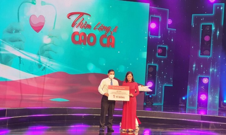 Agribank tri ân những tấm gương “Thầm lặng và Cao cả” trên tuyến đầu chống dịch