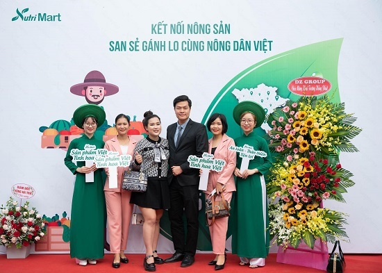 Doanh nhân Phạm Quang Trường - Nguyễn Thị Diễm Hằng: 