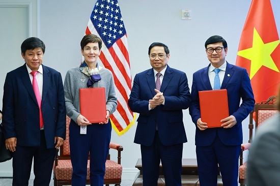 IFC và HDBank hợp tác chiến lược, hỗ trợ các Doanh nghiệp Nhỏ và Vừa  tiếp cận tài chính và tham gia vào chuỗi cung ứng toàn cầu,  bao gồm chuỗi nông nghiệp công nghệ cao