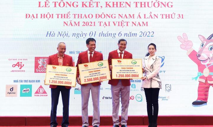 Golf Long Thành trao thưởng 5 tỷ đồng cho các vận động viên có thành tích xuất sắc tại Sea Games 31