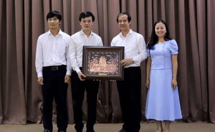 Trường THPT Chuyên Hùng Vương (Phú Thọ): Đánh giá kết quả Giáo dục - Đào tạo bằng chất lượng dạy và học