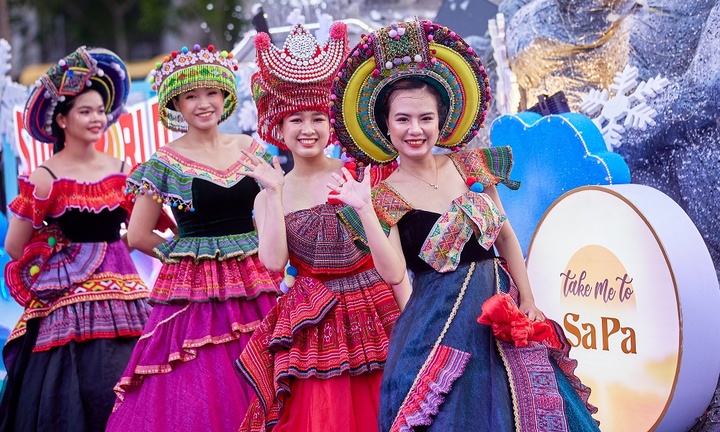 Sau Thanh Hóa và Đà Nẵng, Sun Group mang Lễ hội Carnival đa sắc màu “cập bến” Hòa Bình 