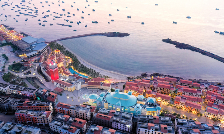 Có một thị trấn Địa Trung Hải ngay tại Phú Quốc, bạn đã đến chưa?