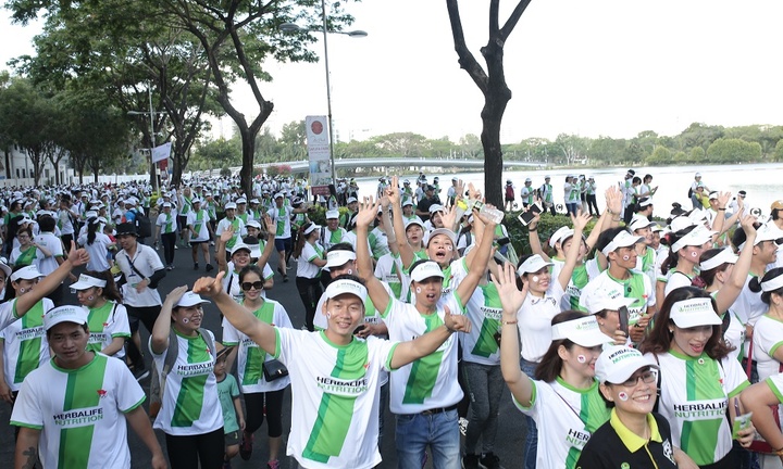 Herbalife Việt Nam đồng hành cùng 8.700 vận động viên tại VnExpress Marathon Marvelous Nha Trang 2022