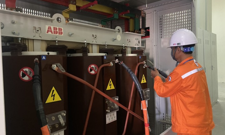 PC Hưng Yên tăng cường dịch vụ thí nghiệm định kỳ đảm bảo chất lượng điện đến với khách hàng