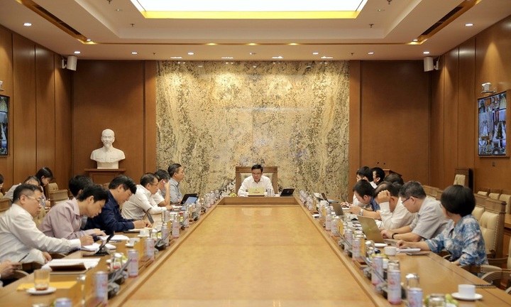 Giao ban CEO tháng 11 – 2022: Petrovietnam về đích chỉ tiêu sản lượng khai thác dầu thô, nỗ lực cung ứng tối đa xăng dầu cho thị trường