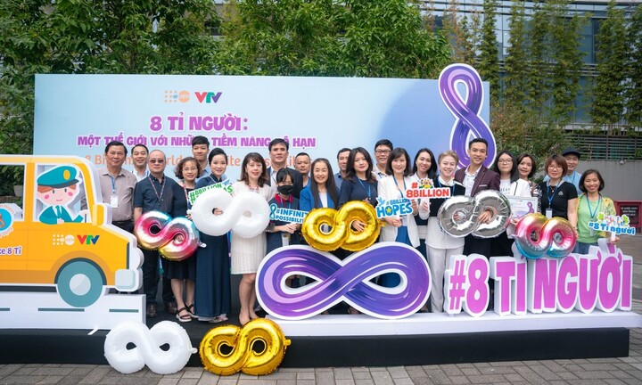 Dân số đạt 8 tỷ người: Một thế giới với những tiềm năng vô hạn