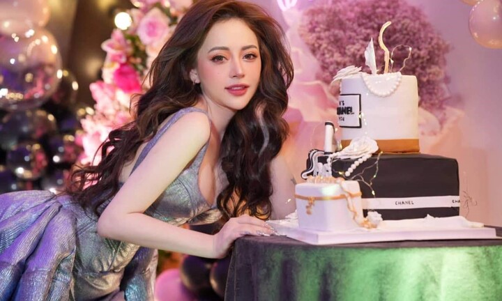 Nguyễn Thị Hồng Vân – Đằng sau vẻ hào nhoáng là quá trình nỗ lực không ngừng nghỉ