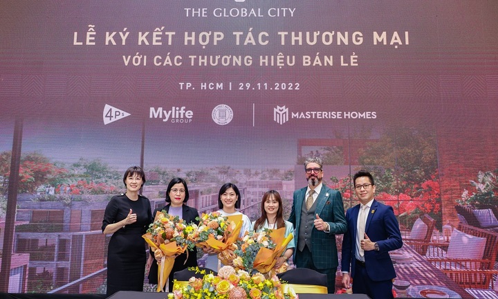 The Global City dù chưa hoàn thành nhưng đã nhộn nhịp với các thương hiệu nổi tiếng