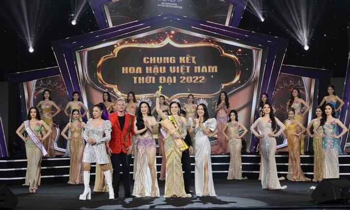 Nữ sinh 18 tuổi Nguyễn Mai Anh chính thức đăng quang Hoa hậu Việt Nam Thời đại 2022