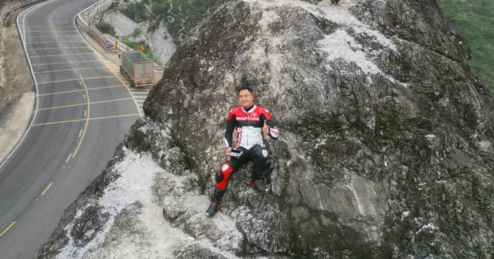 Travel Columnist Nguyễn Quốc Huy chia sẻ về hành trình theo đuổi đam mê xê dịch