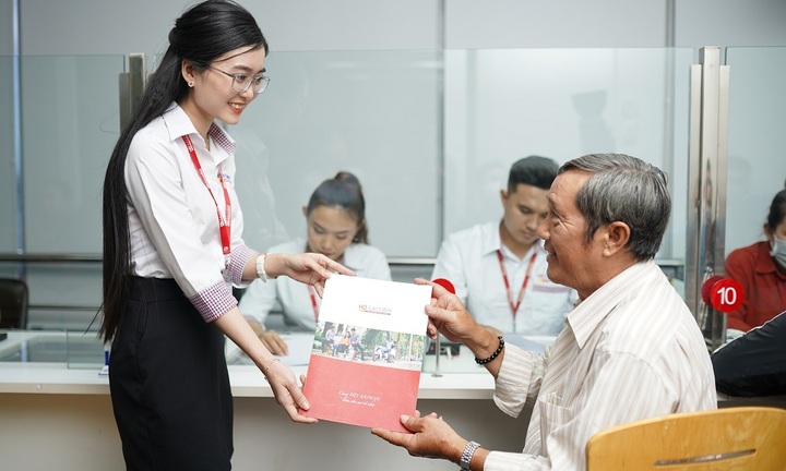 Công nhân phấn khởi đón Tết sum vầy với giải pháp tài chính mới