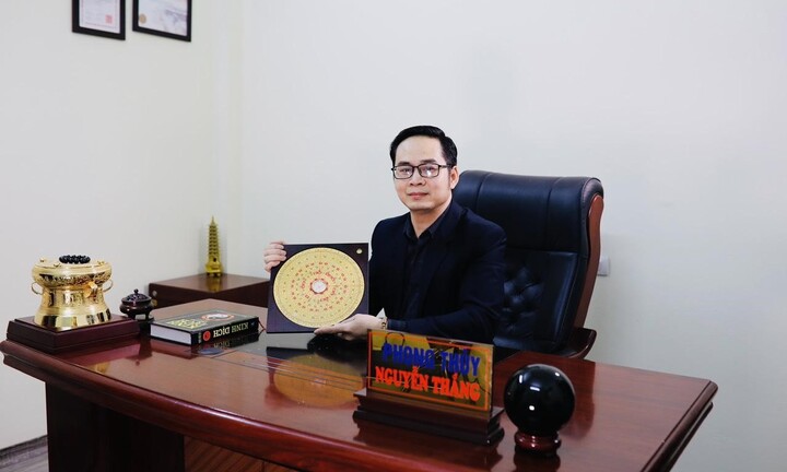 Chuyên Gia Phong Thuỷ Nguyễn Thắng: Tạo sự hài hoà giữa tính phức tạp và đơn giản trong nghệ thuật bài trí phong thuỷ