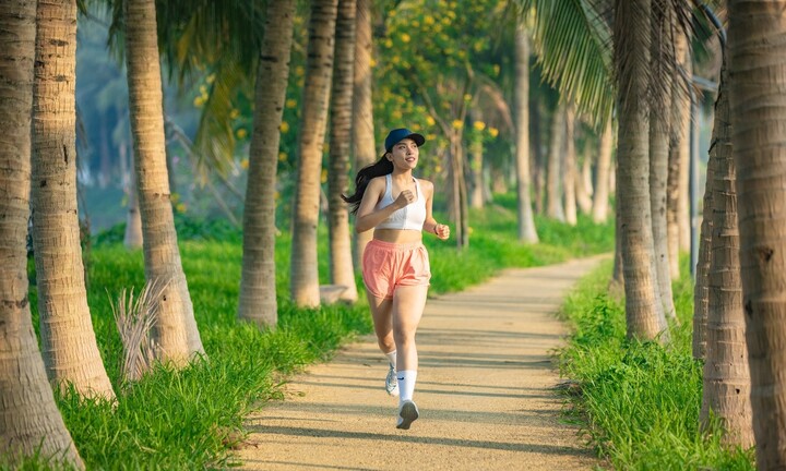 Trải nghiệm độc đáo tại cung đường Ecopark Marathon 2023